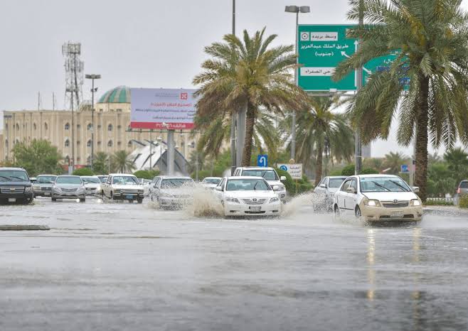 «أمطار وعواصف رعدية»| حالة الطقس في السعودية اليوم الثلاثاء وطوارئ عاجلة بالمملكة