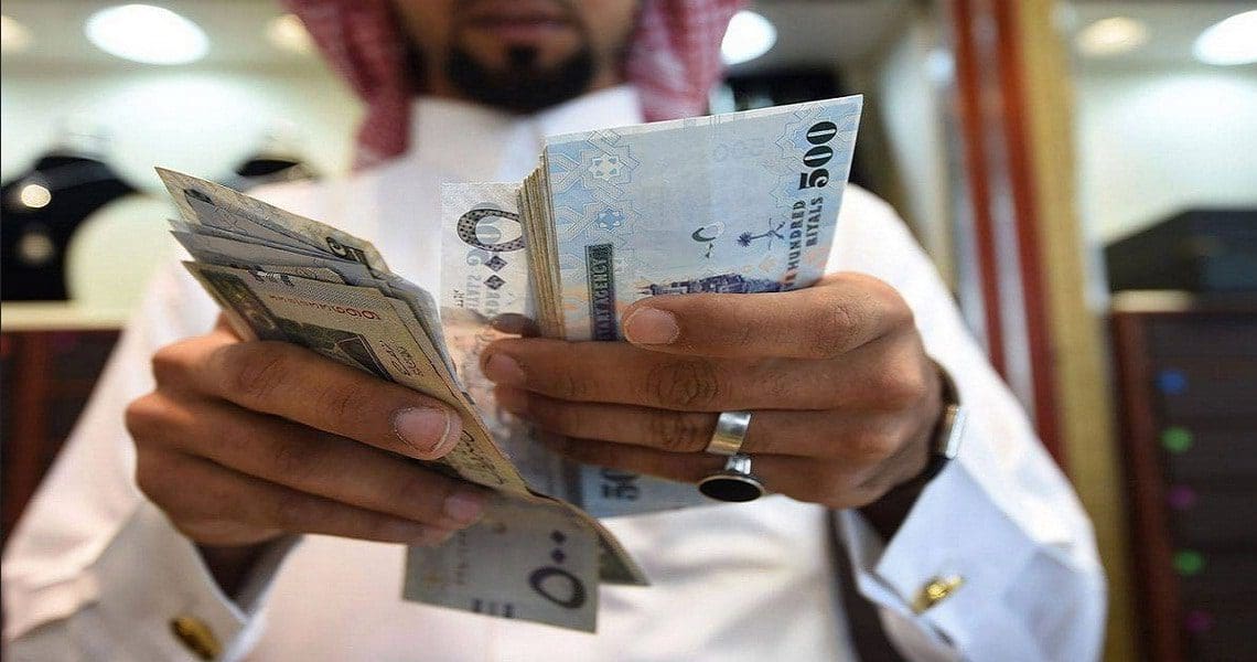 موعد نزول الرواتب شهر أبريل 2024 في السعودية